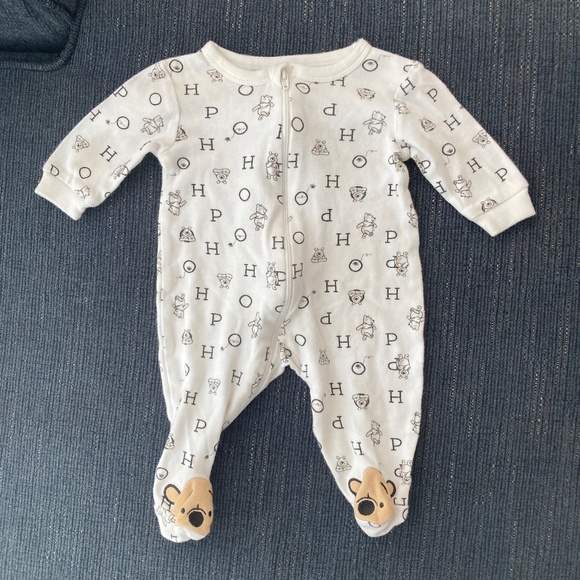 Disney Pooh bear sleeper 3m - Picture 1 of 2
